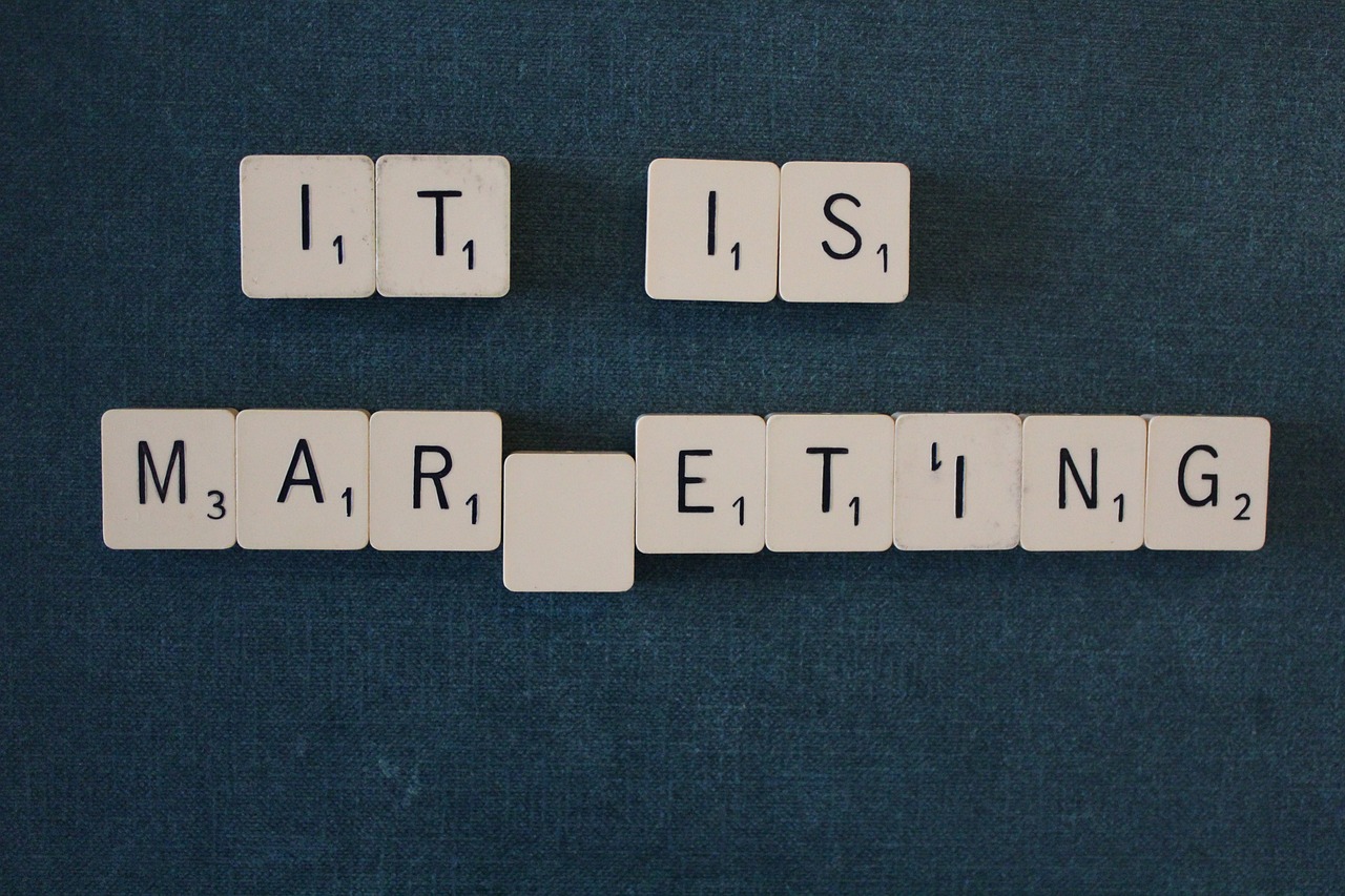 ¿Qué se hace en la carrera de mercadotecnia y publicidad?